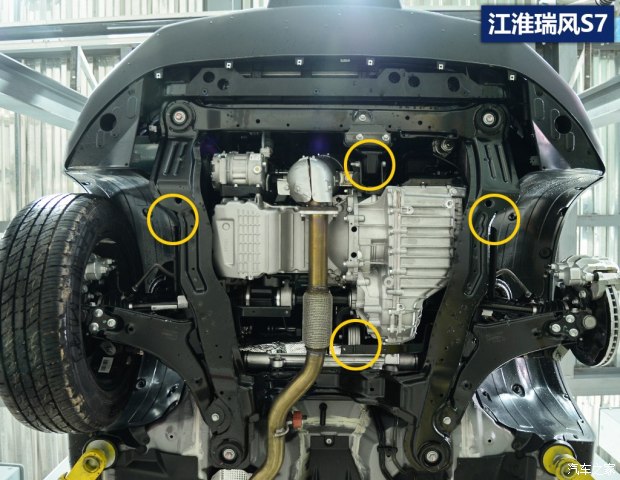 江淮汽车 瑞风S7 2017款 2.0T 自动旗舰型