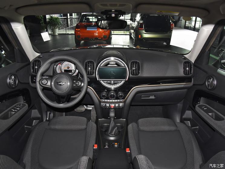 MINI MINI COUNTRYMAN 2018款 1.5T COOPER ALL4 经典派