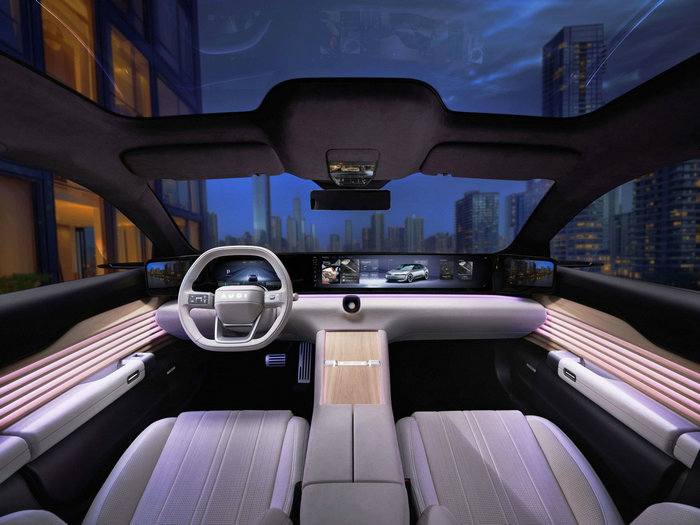 10. AUDI E概念车智能座舱.jpg